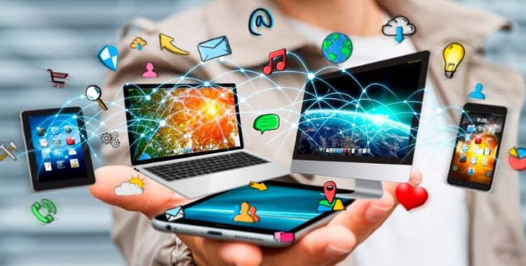 Tecnologias e Avanços Tecnologias e Avanços: Ilusão de Progresso ou Solução para o Futuro? Acreditamos que a tecnologia tem o potencial de transformar